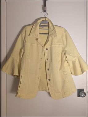 Light Yellow Women's Jean Jacket with Flared Ruffle Sleeves
